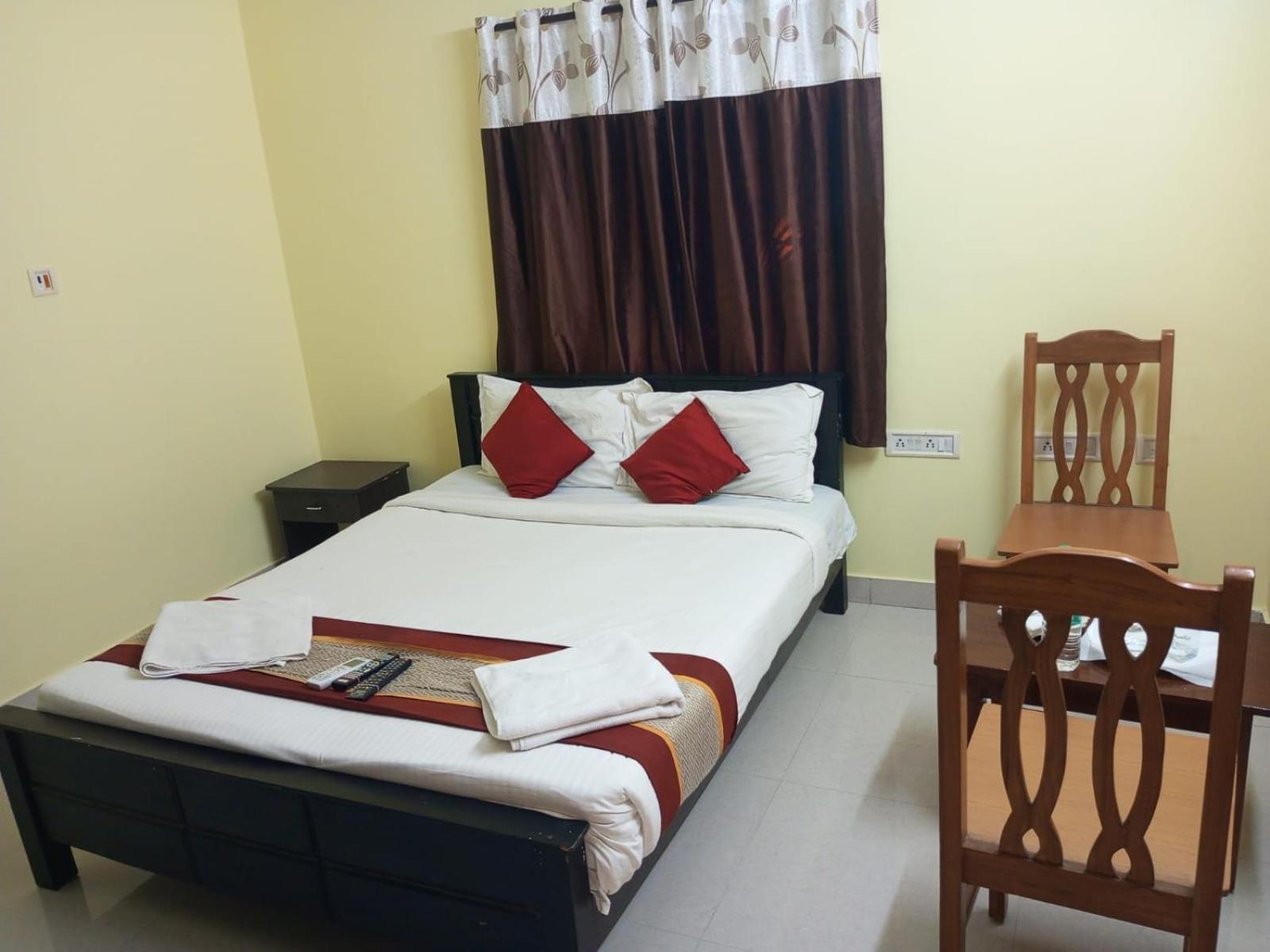 The Posh Residency, Ecr Bed & Breakfast Chennai Exterior photo