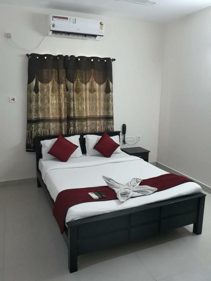 The Posh Residency, Ecr Bed & Breakfast Chennai Exterior photo