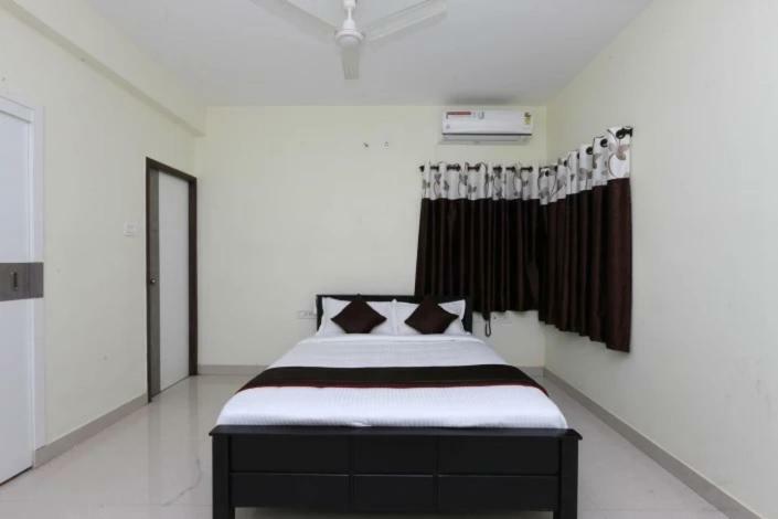 The Posh Residency, Ecr Bed & Breakfast Chennai Exterior photo