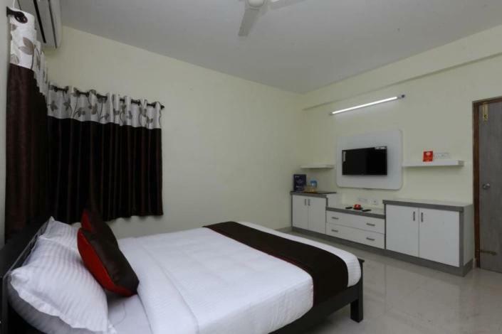 The Posh Residency, Ecr Bed & Breakfast Chennai Exterior photo